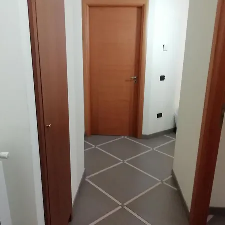 Comfortable Attic With Parking Space In Italy Lägenhet